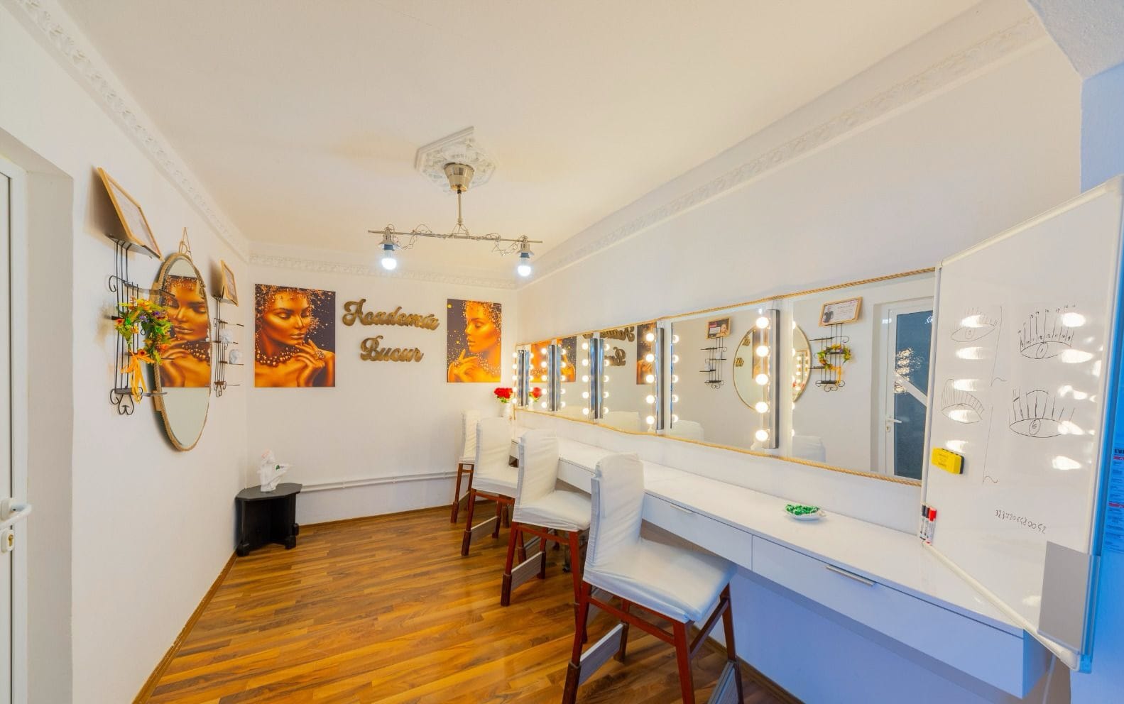 salon scoala de frumusete bucur